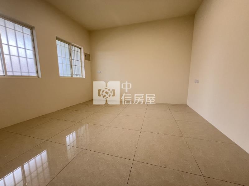 近中豐路活巷整新透天房屋室內格局與周邊環境