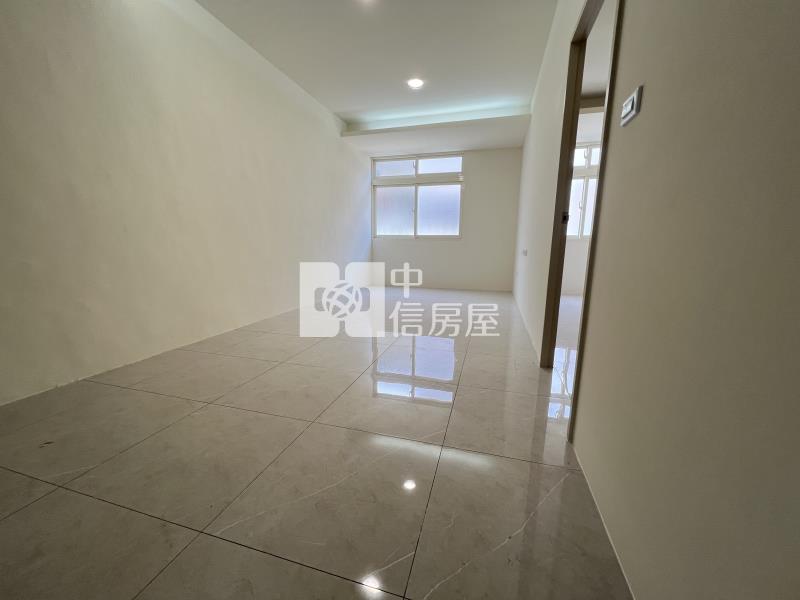 近中豐路活巷整新透天房屋室內格局與周邊環境