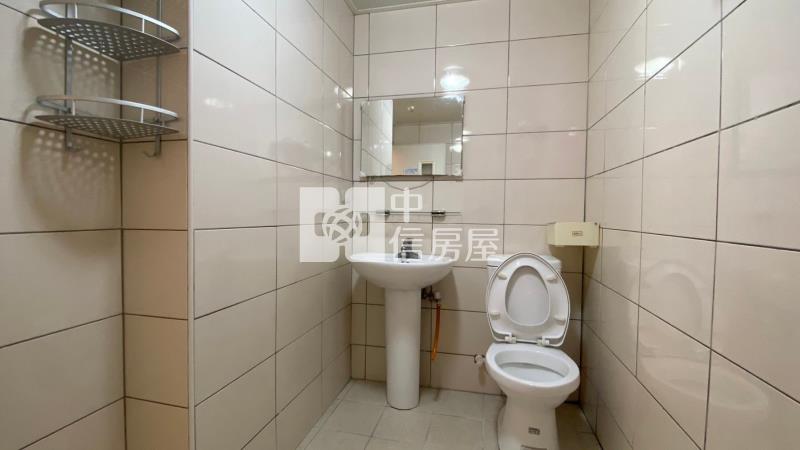 水湳巨蛋一樓三大房房屋室內格局與周邊環境