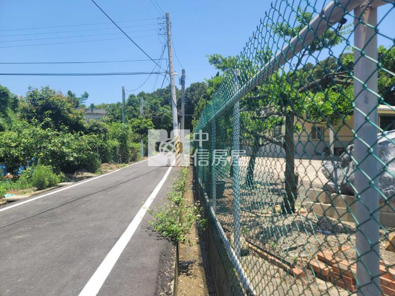 新屋近東明國小甲建房屋室內格局與周邊環境