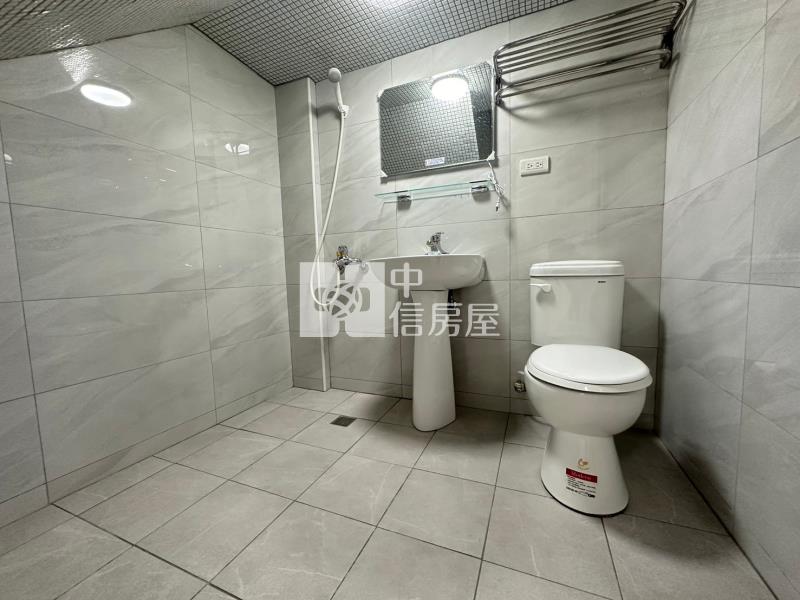 塗城商圈正四樓賺錢店住房屋室內格局與周邊環境