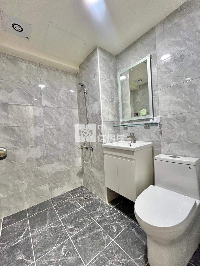 大買家旁臨路樓店房屋室內格局與周邊環境