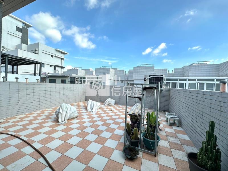 興美六路雙車庫店住房屋室內格局與周邊環境