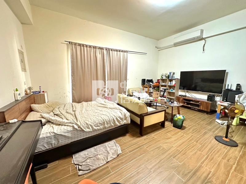 興美六路雙車庫店住房屋室內格局與周邊環境