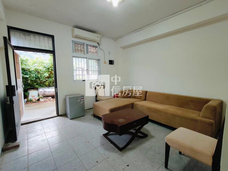 ●龍安街學區套房權利屋房屋室內格局與周邊環境