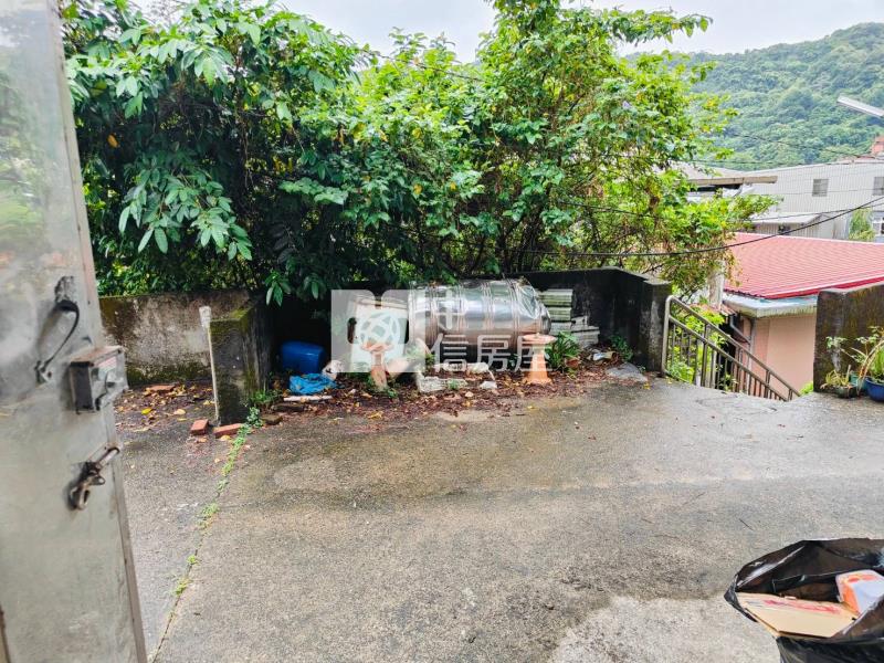 ●龍安街學區套房權利屋房屋室內格局與周邊環境