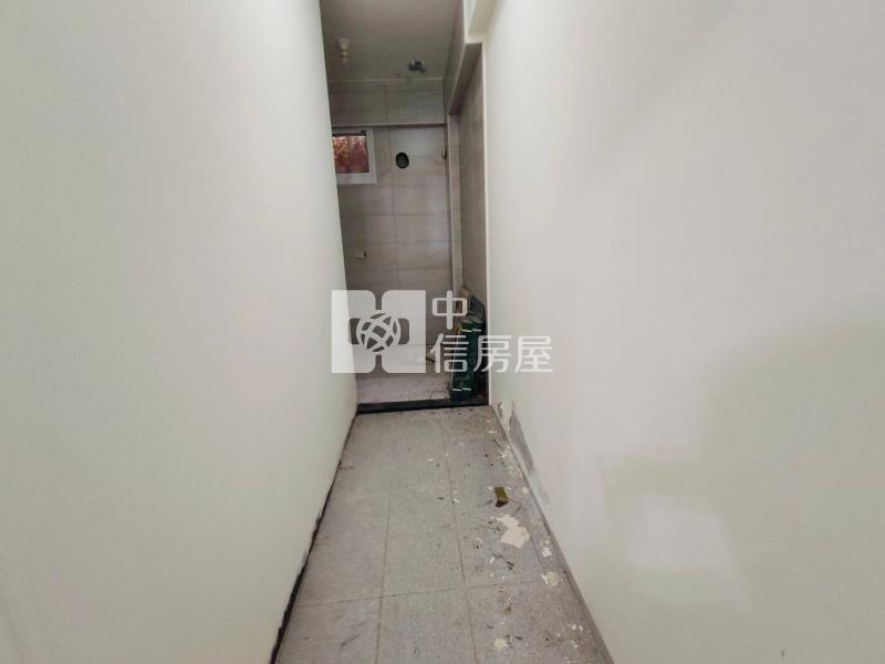 ●龍安街學區套房權利屋房屋室內格局與周邊環境
