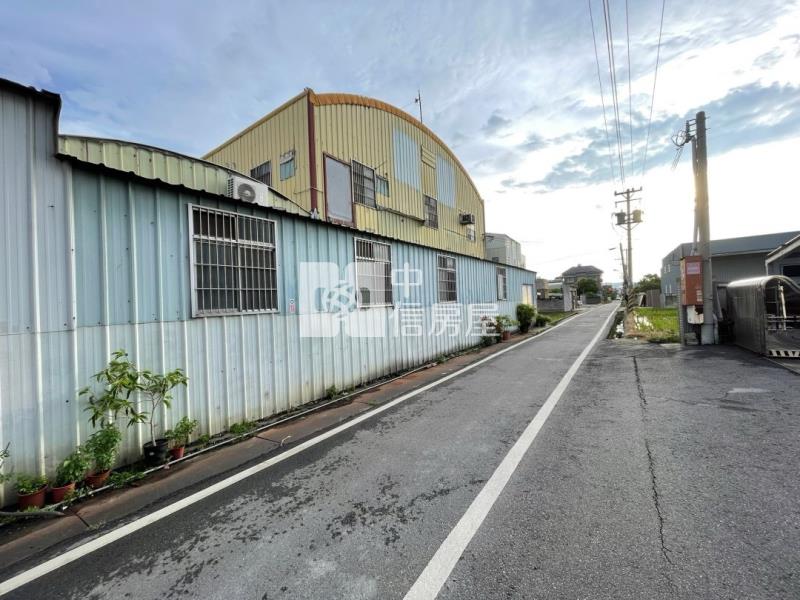 大雅港尾路大面寬土地房屋室內格局與周邊環境