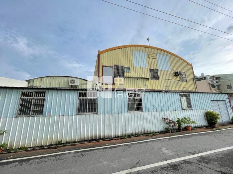 大雅港尾路大面寬土地房屋室內格局與周邊環境