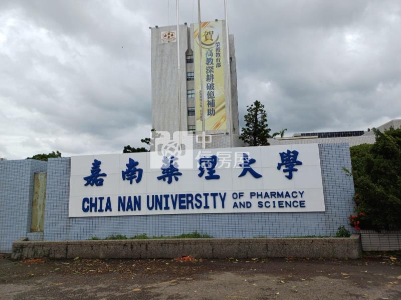 仁德二十米路旁245坪美農地房屋室內格局與周邊環境
