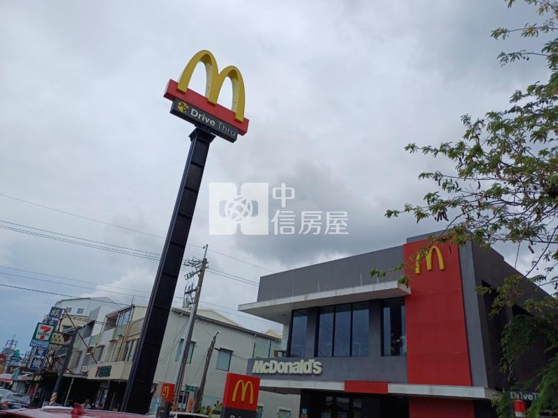 仁德二十米路旁245坪美農地房屋室內格局與周邊環境