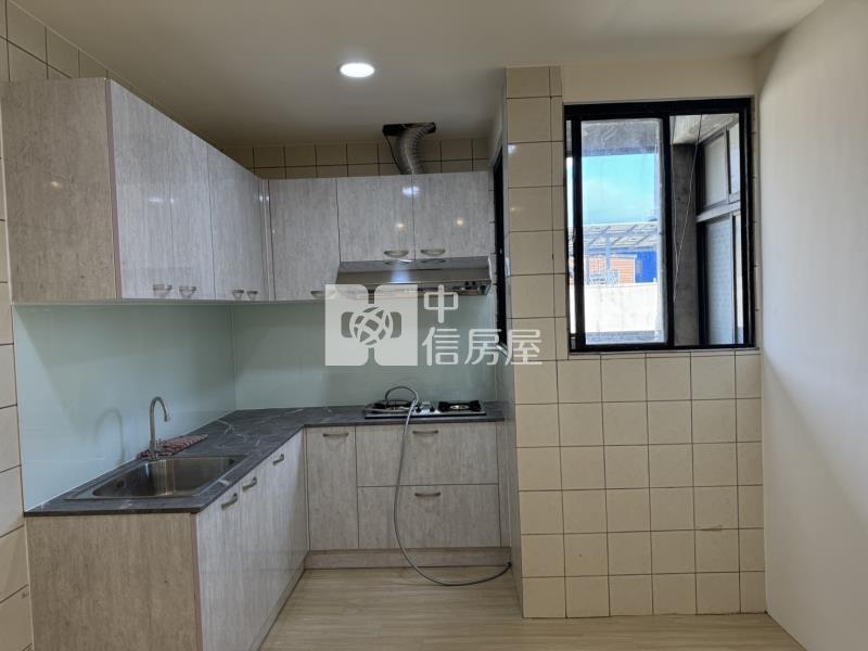 信義國小全新整理三房房屋室內格局與周邊環境