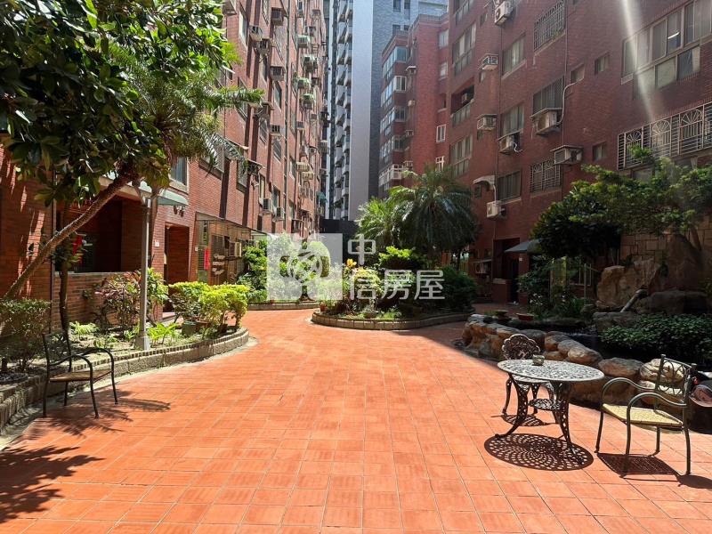 楊梅交流道愛買三房房屋室內格局與周邊環境