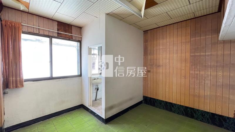 太平低總價靜巷車庫透天房屋室內格局與周邊環境