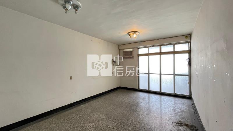 太平低總價靜巷車庫透天房屋室內格局與周邊環境