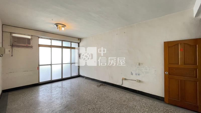 太平低總價靜巷車庫透天房屋室內格局與周邊環境