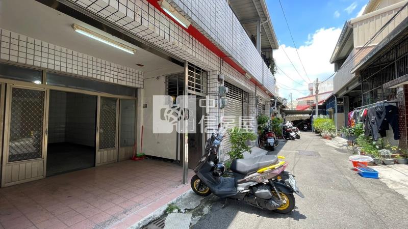 太平低總價靜巷車庫透天房屋室內格局與周邊環境