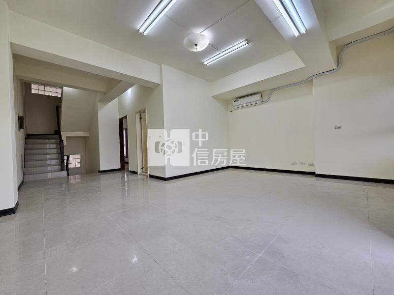竹南科七君鼎店面房屋室內格局與周邊環境