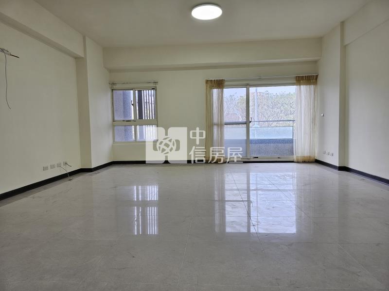 竹南科七君鼎店面房屋室內格局與周邊環境