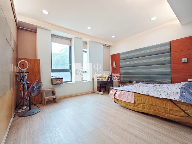 東區lalaport臨路透店房屋室內格局與周邊環境