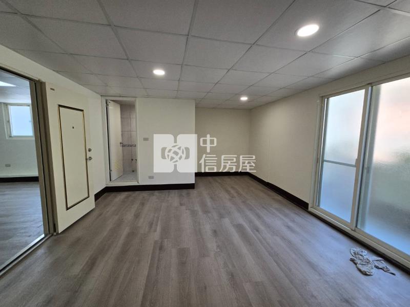 ◆正義路平地美5房房屋室內格局與周邊環境