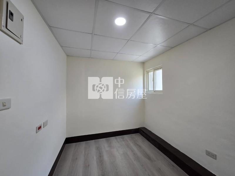 ◆正義路平地美5房房屋室內格局與周邊環境