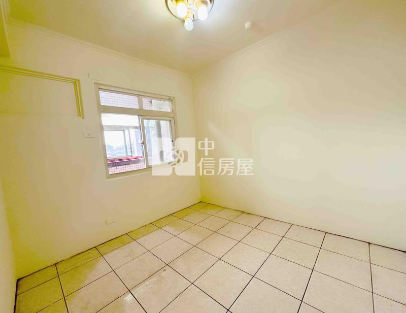 比佛利景觀邊間電梯大三房房屋室內格局與周邊環境