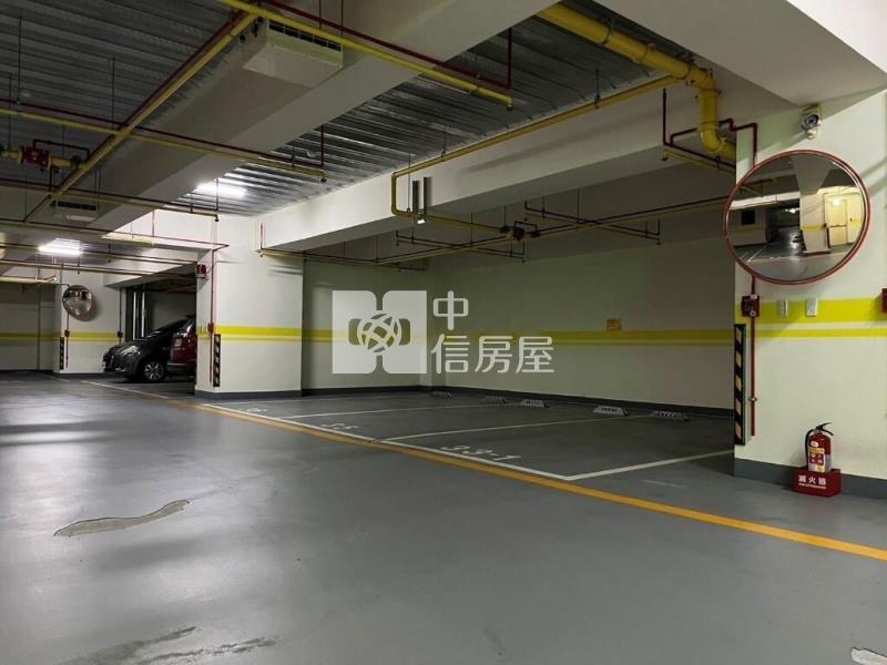 (太平)輕屋齡.時代菁英.雙語學區平車大三房房屋室內格局與周邊環境
