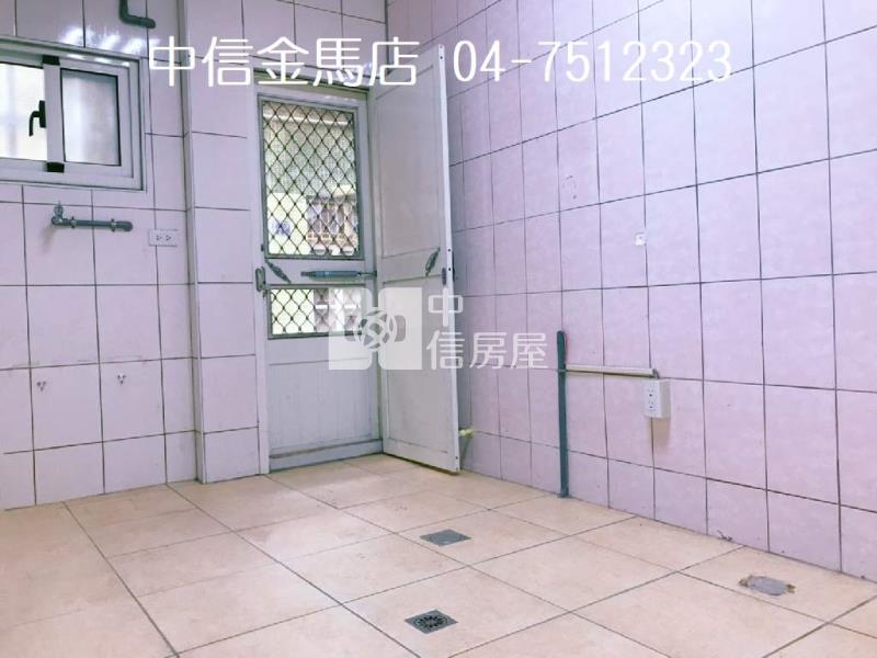 辭修路邊間美透天房屋室內格局與周邊環境