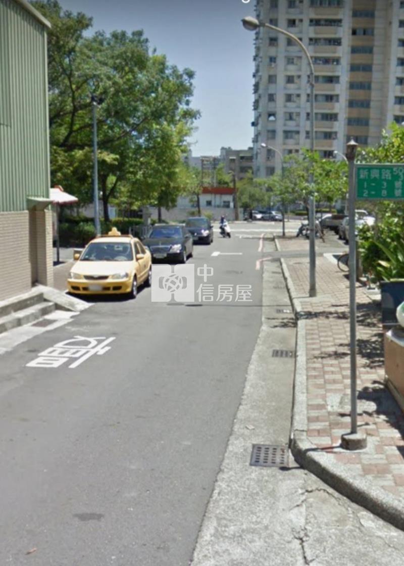 炭佐麻里新興國宅三房樓寓房屋室內格局與周邊環境