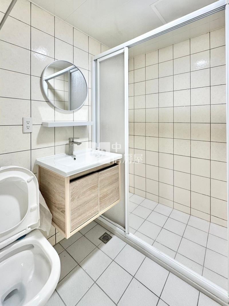 太原車站4房樓中樓露台戶+平車房屋室內格局與周邊環境