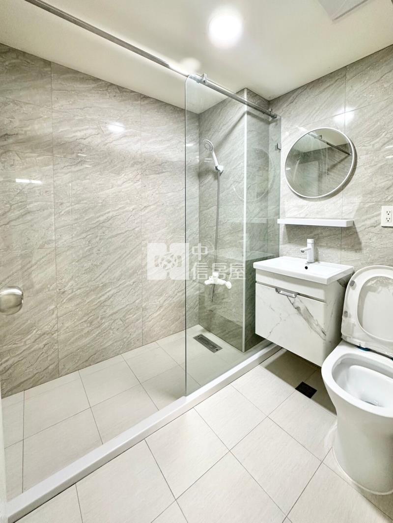 太原車站4房樓中樓露台戶+平車房屋室內格局與周邊環境