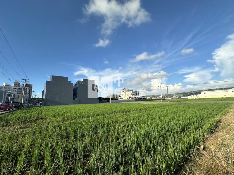 近茄投工業區超美建地房屋室內格局與周邊環境