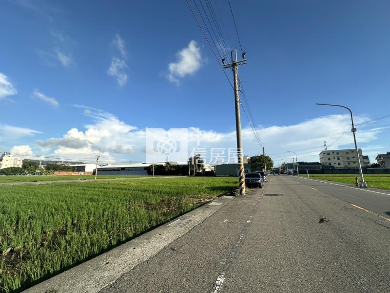 近茄投工業區超美建地房屋室內格局與周邊環境