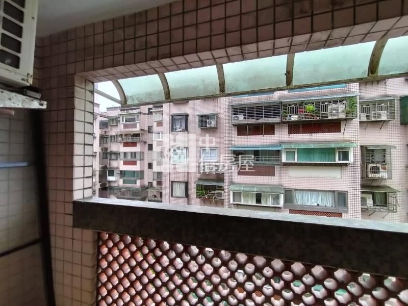 ●龍邸中國經典3房車房屋室內格局與周邊環境