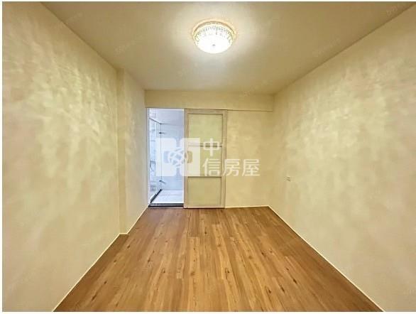 楊梅車站旁邊間整新透天房屋室內格局與周邊環境