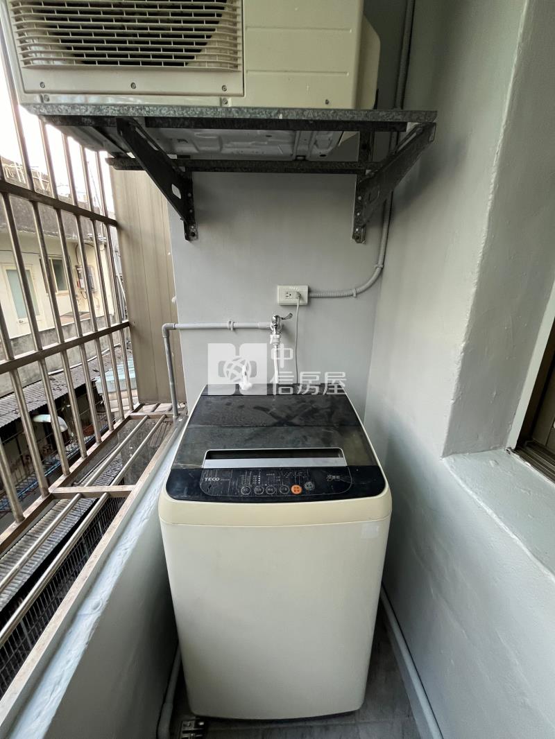 中壢後站整新美裝潢4間陽台大套房房屋室內格局與周邊環境