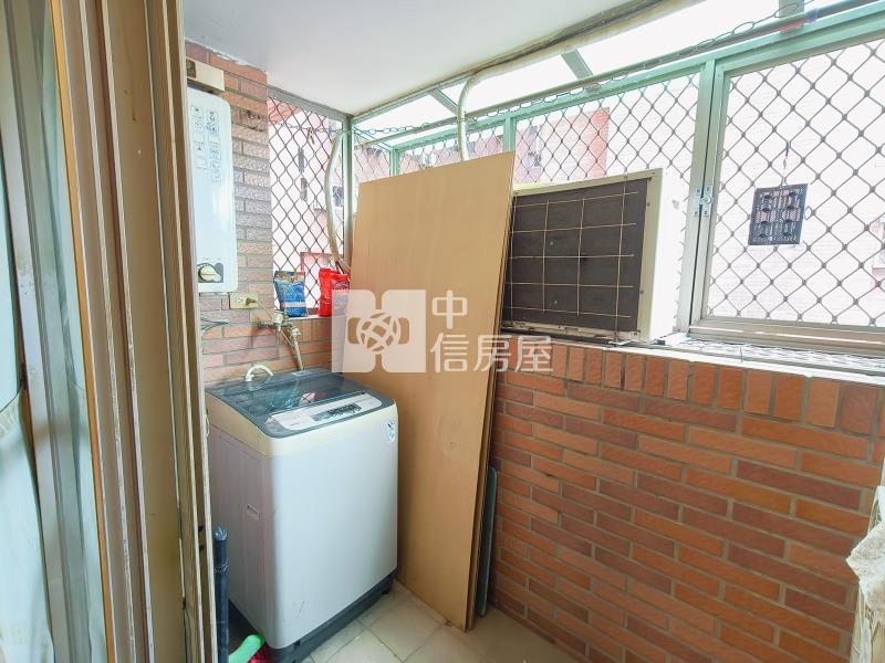 精武車站旁四房平車房屋室內格局與周邊環境