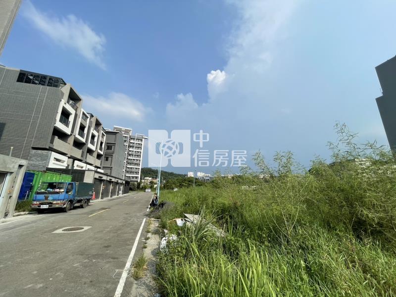 芎林大面寬方正大建地房屋室內格局與周邊環境