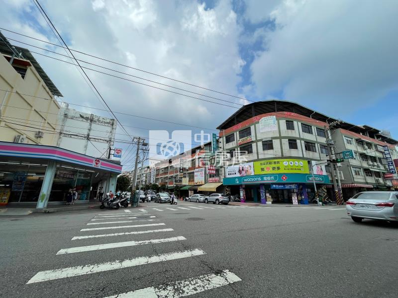 豐原成功路全聯方正建地房屋室內格局與周邊環境