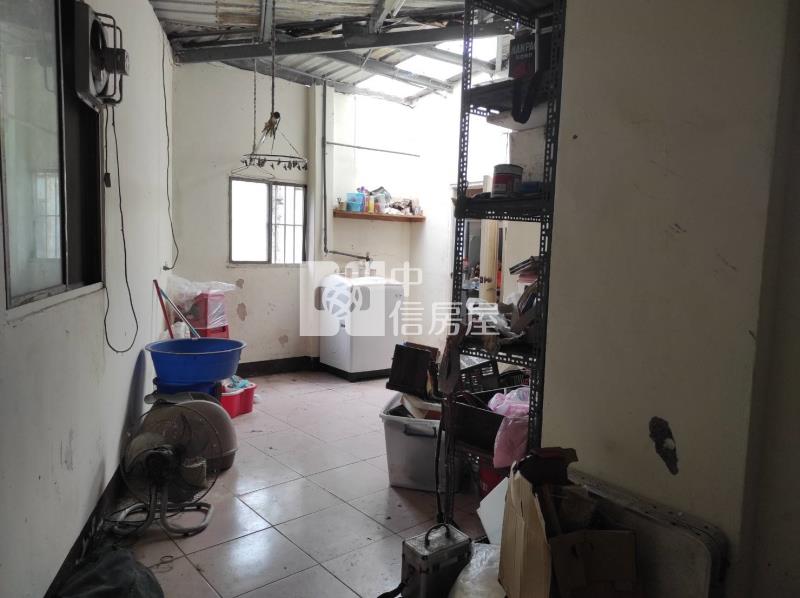 中壢區晉元路一樓3房公寓房屋室內格局與周邊環境