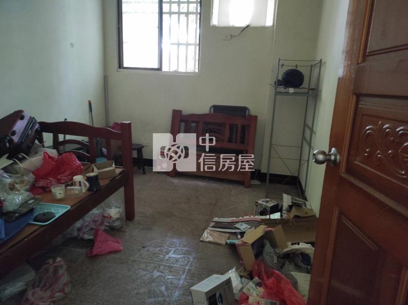 中壢區晉元路一樓3房公寓房屋室內格局與周邊環境