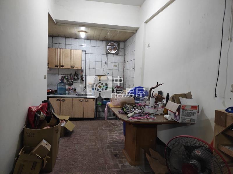 中壢區晉元路一樓3房公寓房屋室內格局與周邊環境