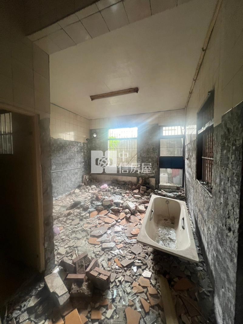 藝文中心旁大地坪透天房屋室內格局與周邊環境