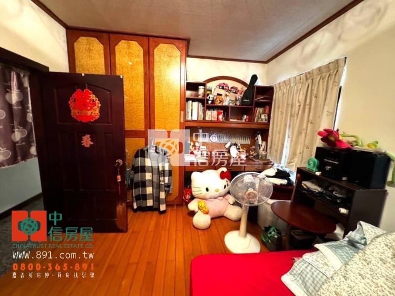 友愛路大坪數5房住家房屋室內格局與周邊環境