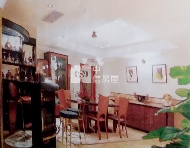 五期麥克阿瑟五房平車房屋室內格局與周邊環境