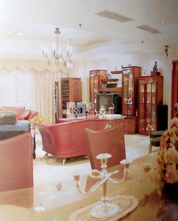 五期麥克阿瑟五房平車房屋室內格局與周邊環境