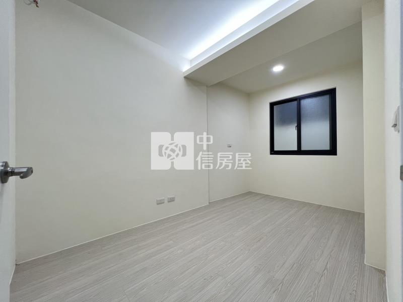 中國醫篤行國小門口停車一樓美屋房屋室內格局與周邊環境