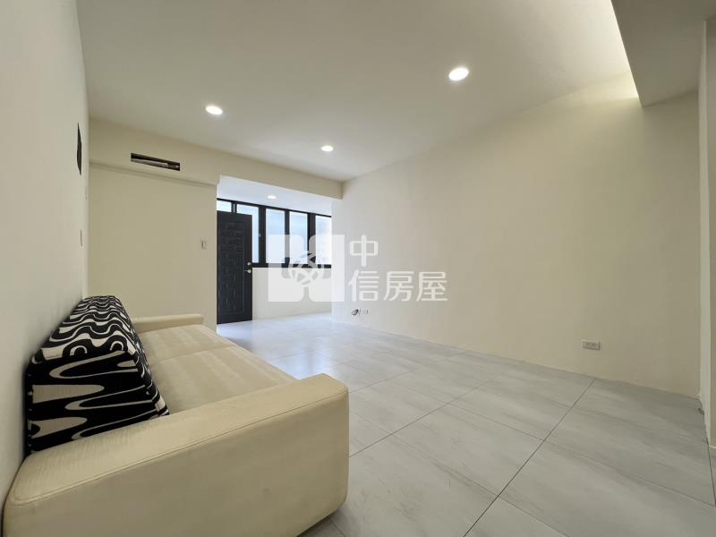 中國醫篤行國小門口停車一樓美屋房屋室內格局與周邊環境