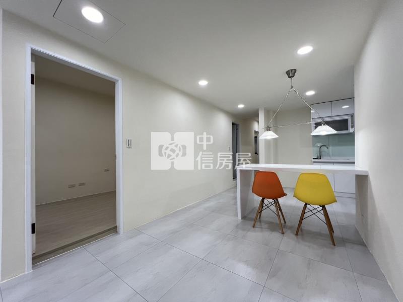 中國醫篤行國小門口停車一樓美屋房屋室內格局與周邊環境